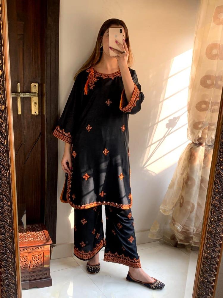 2 Pcs Women's Stitched Linen Embroidered Shirt And Trouser - Image 2